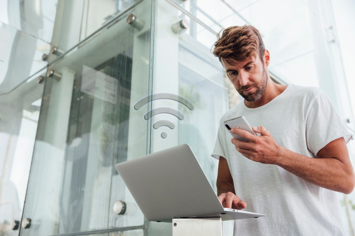 Por qué tu internet es lento aunque tengas fibra óptica
